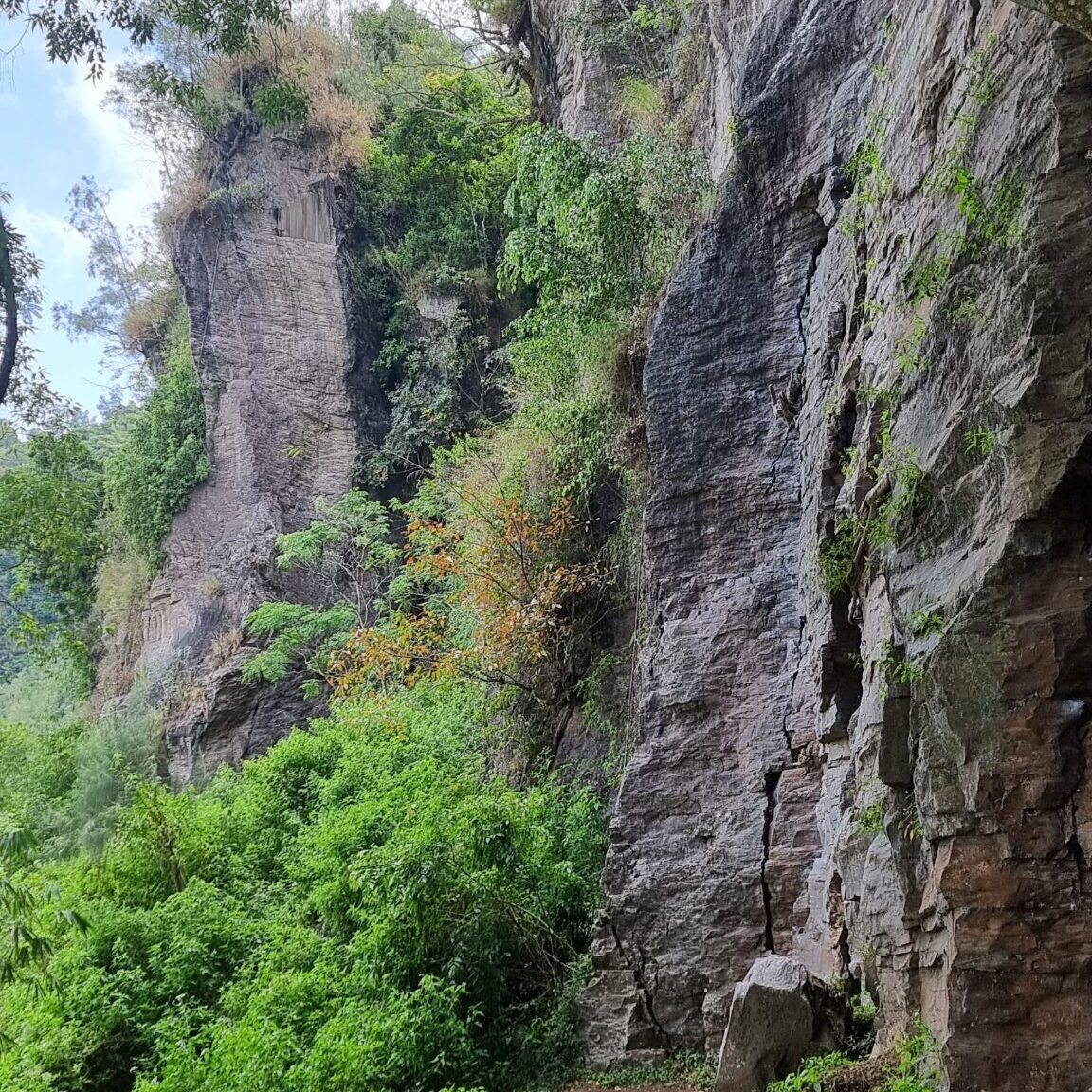 Songan Cliff